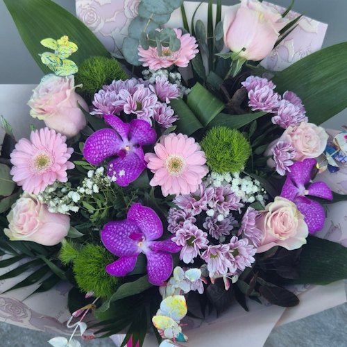 BUCHET ADORABIL